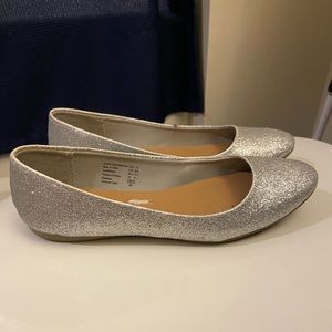 American Eagle sparkle flats
